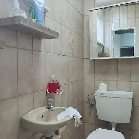 度假居 Family-friedndly With Large Garden &bbq Grill 德莱艾希