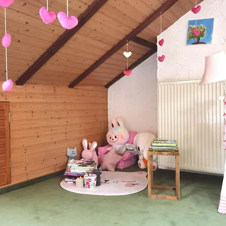 Family-friedndly With Large Garden &bbq Grill 德莱艾希