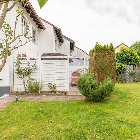 Family-friedndly With Large Garden &bbq Grill