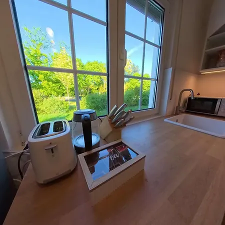 Family-friedndly With Large Garden &bbq Grill Holiday home