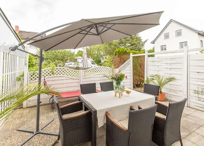 Family-friedndly With Large Garden &bbq Grill