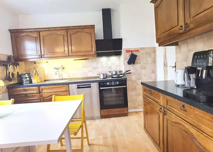 Дом отдыха Family-friedndly With Large Garden &bbq Grill Драйайх